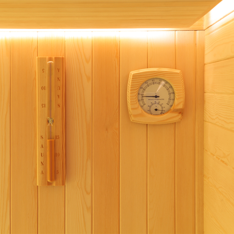Finnische Sauna AWT E1805 aus Pinienholz inkl. Ofen / 180 x 180 Finnische Sauna AWT E1805 aus Pinienholz inkl. Ofen / 180 x 180