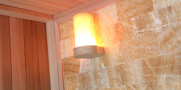Finnische Sauna AWT E1501A aus Zedernholz inkl. Saunaofen EOS Cubo / 250 x 250 Finnische Sauna AWT E1501A aus Zedernholz inkl. Saunaofen EOS Cubo / 250 x 250